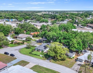 101 N Mercury Avenue - Photo Thumbnail 48