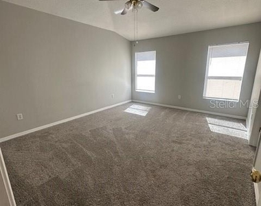 11121 Kempton Vista Drive - Photo Thumbnail 5