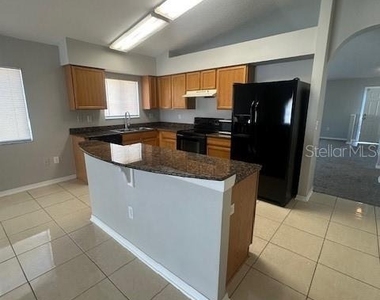11121 Kempton Vista Drive - Photo Thumbnail 8