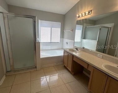 11121 Kempton Vista Drive - Photo Thumbnail 6