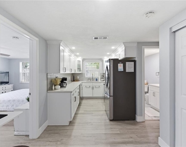 7608 Sue Ellen Drive - Photo Thumbnail 6