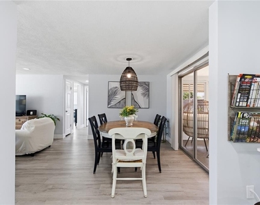 7608 Sue Ellen Drive - Photo Thumbnail 12