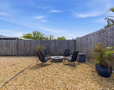 7608 Sue Ellen Drive - Photo Thumbnail 27