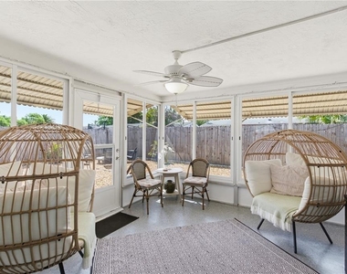 7608 Sue Ellen Drive - Photo Thumbnail 14