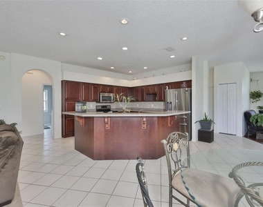 13016 Prestwick Drive - Photo Thumbnail 6