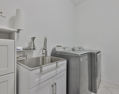 13016 Prestwick Drive - Photo Thumbnail 24