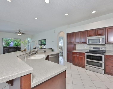 13016 Prestwick Drive - Photo Thumbnail 8