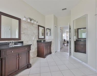 13016 Prestwick Drive - Photo Thumbnail 12