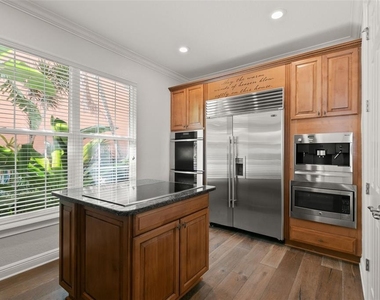 24 Mangrove Point - Photo Thumbnail 12