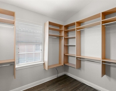 24 Mangrove Point - Photo Thumbnail 26