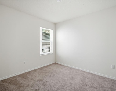 5217 Hillside Meadow Place - Photo Thumbnail 11