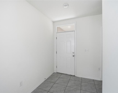 5217 Hillside Meadow Place - Photo Thumbnail 3