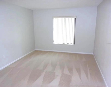 1344 Pine Ridge Circle E - Photo Thumbnail 8