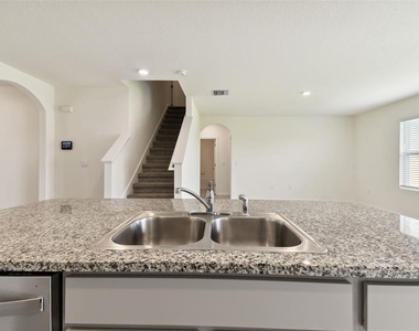 33405 Hamilton Hill Lane - Photo Thumbnail 10