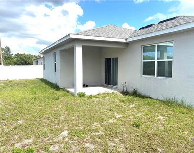 305 Elderberry Court - Photo Thumbnail 4