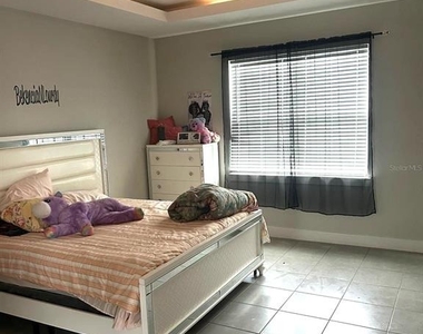 305 Elderberry Court - Photo Thumbnail 13