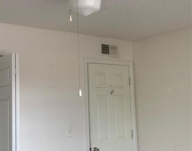 12403 Hibiscus Oak Place - Photo Thumbnail 29