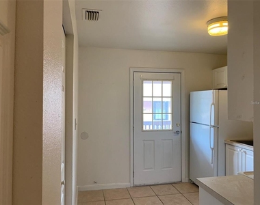 12403 Hibiscus Oak Place - Photo Thumbnail 8