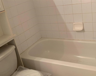 12403 Hibiscus Oak Place - Photo Thumbnail 21
