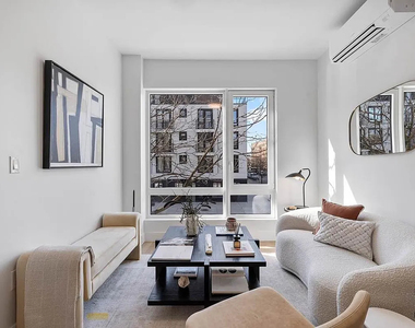 80 Linden Blvd - Photo Thumbnail 16