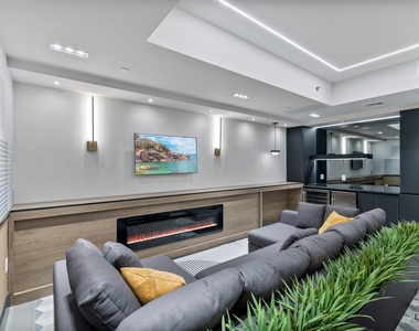 80 Linden Blvd - Photo Thumbnail 17