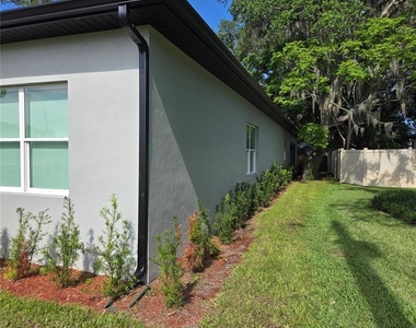 106 Lake Drive - Photo Thumbnail 22