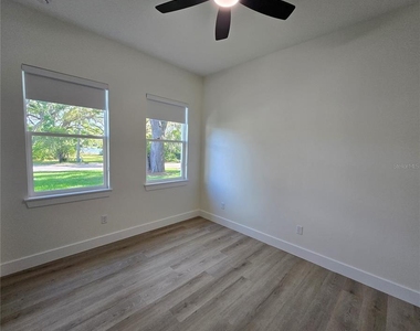 106 Lake Drive - Photo Thumbnail 15
