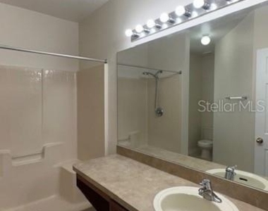 939 Halifax Drive - Photo Thumbnail 3