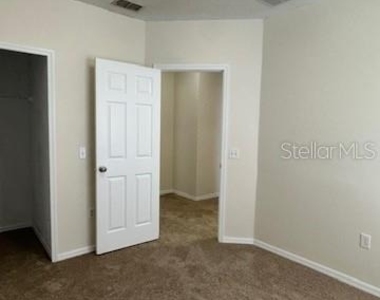 939 Halifax Drive - Photo Thumbnail 24