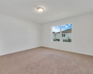 840 Grandin Street - Photo Thumbnail 7
