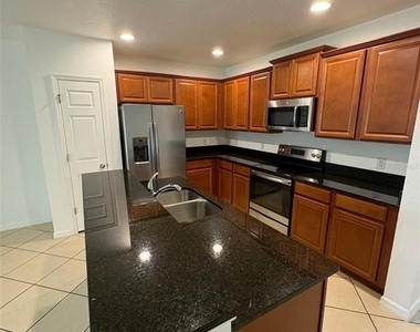 2875 Sunstone Drive - Photo Thumbnail 11
