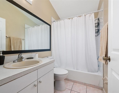12868 Gettysburg Circle - Photo Thumbnail 16