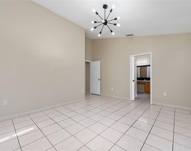 12868 Gettysburg Circle - Photo Thumbnail 26