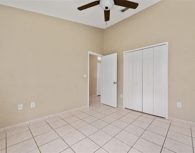 12868 Gettysburg Circle - Photo Thumbnail 15