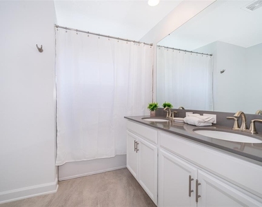 1164 Kingsbarn Street - Photo Thumbnail 17