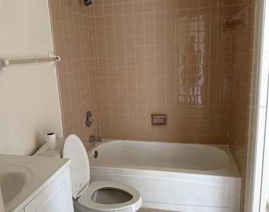 295 Cobalt Drive - Photo Thumbnail 4