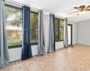 3528 Bay Ct - Photo Thumbnail 22