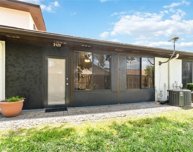 3528 Bay Ct - Photo Thumbnail 25
