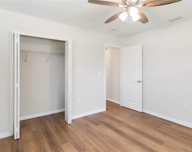 217 Montana Avenue - Photo Thumbnail 22
