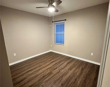 1803 Rain Lily Place - Photo Thumbnail 18