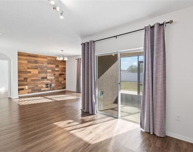 1803 Rain Lily Place - Photo Thumbnail 14