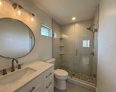 116 Holmes Place - Photo Thumbnail 16