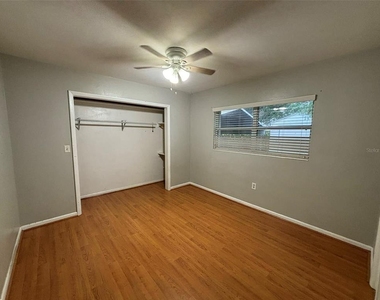 116 Holmes Place - Photo Thumbnail 10