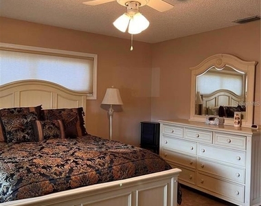 8757 Sw 97th Lane Road - Photo Thumbnail 13