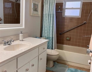 8757 Sw 97th Lane Road - Photo Thumbnail 10