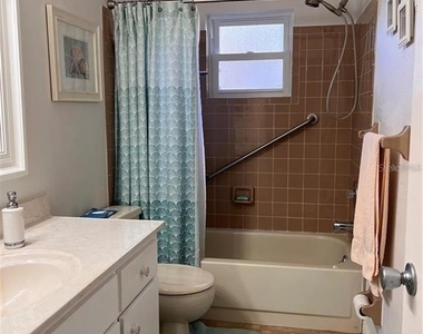 8757 Sw 97th Lane Road - Photo Thumbnail 11
