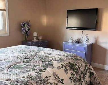 8757 Sw 97th Lane Road - Photo Thumbnail 8