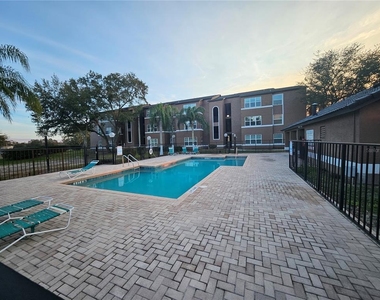 4518 Commander Drive - Photo Thumbnail 6