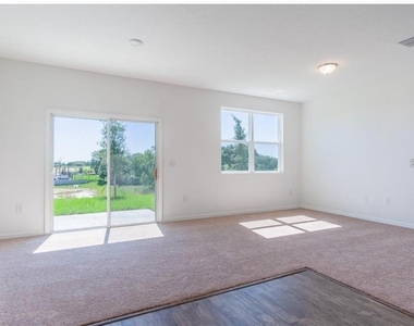 342 Madison Drive - Photo Thumbnail 1