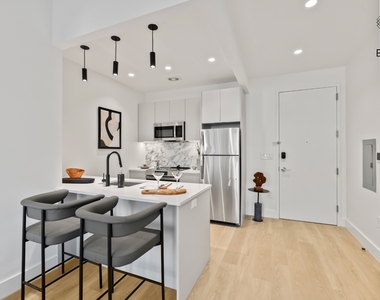 354 E28th Street - Photo Thumbnail 4